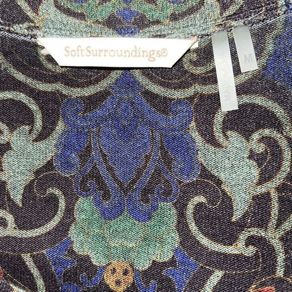 ✨Soft Surroundings Asymmetrical Hem Scoop Neck Paisley Floral Tunic Top✨ - Picture 5 of 6